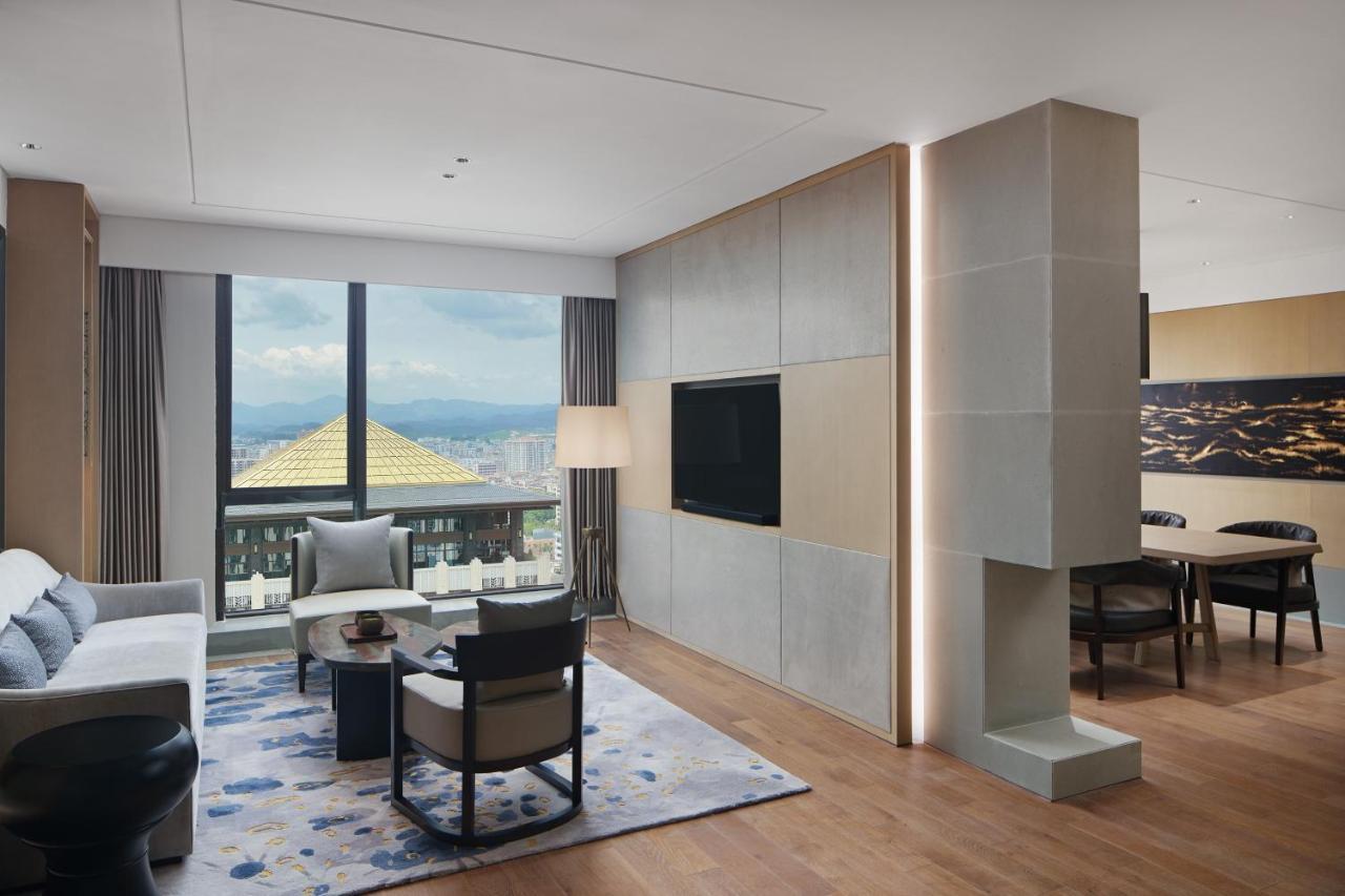 Sheraton Yunfu Xinxing Hotel Exteriér fotografie