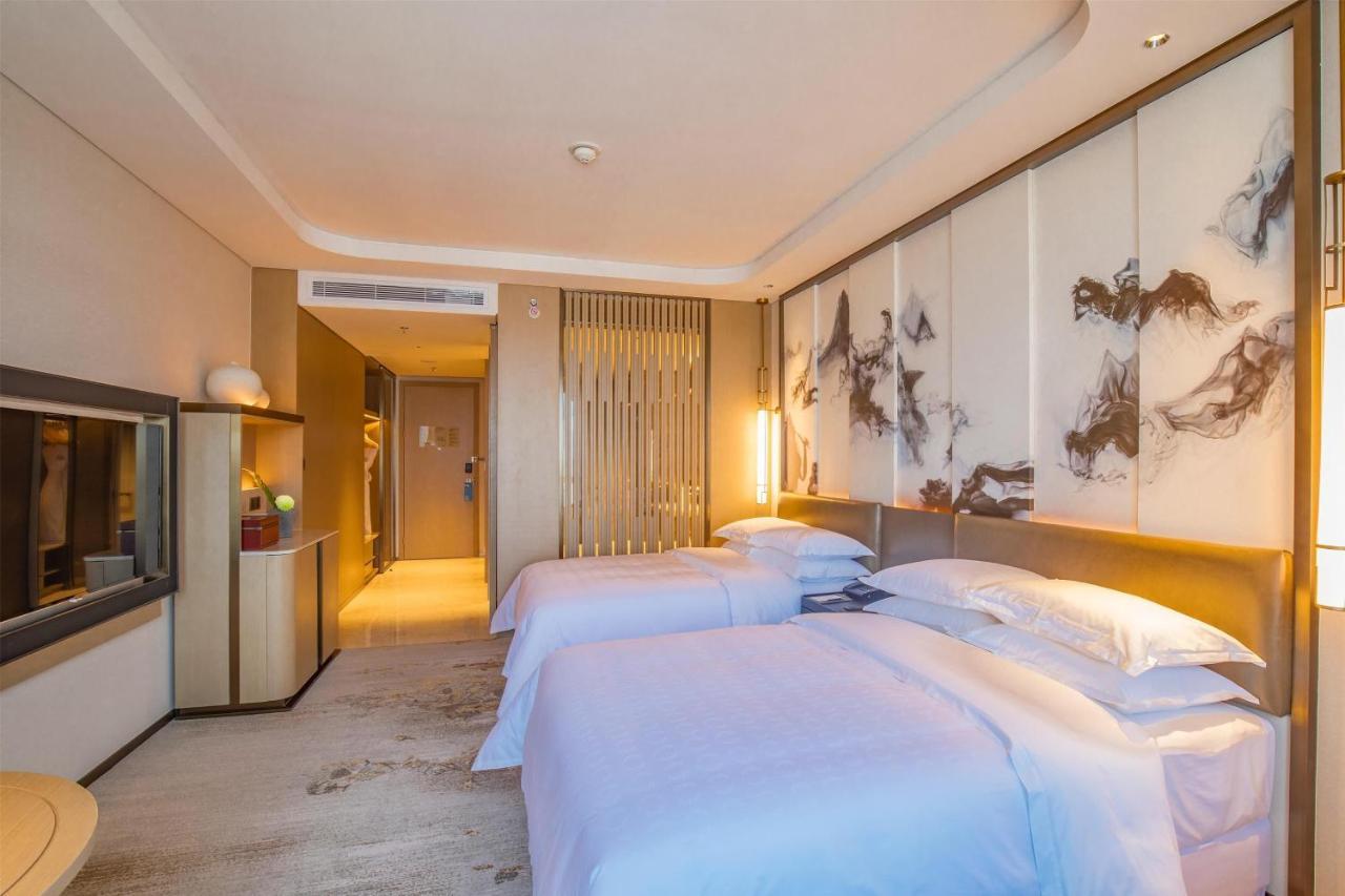 Sheraton Yunfu Xinxing Hotel Exteriér fotografie