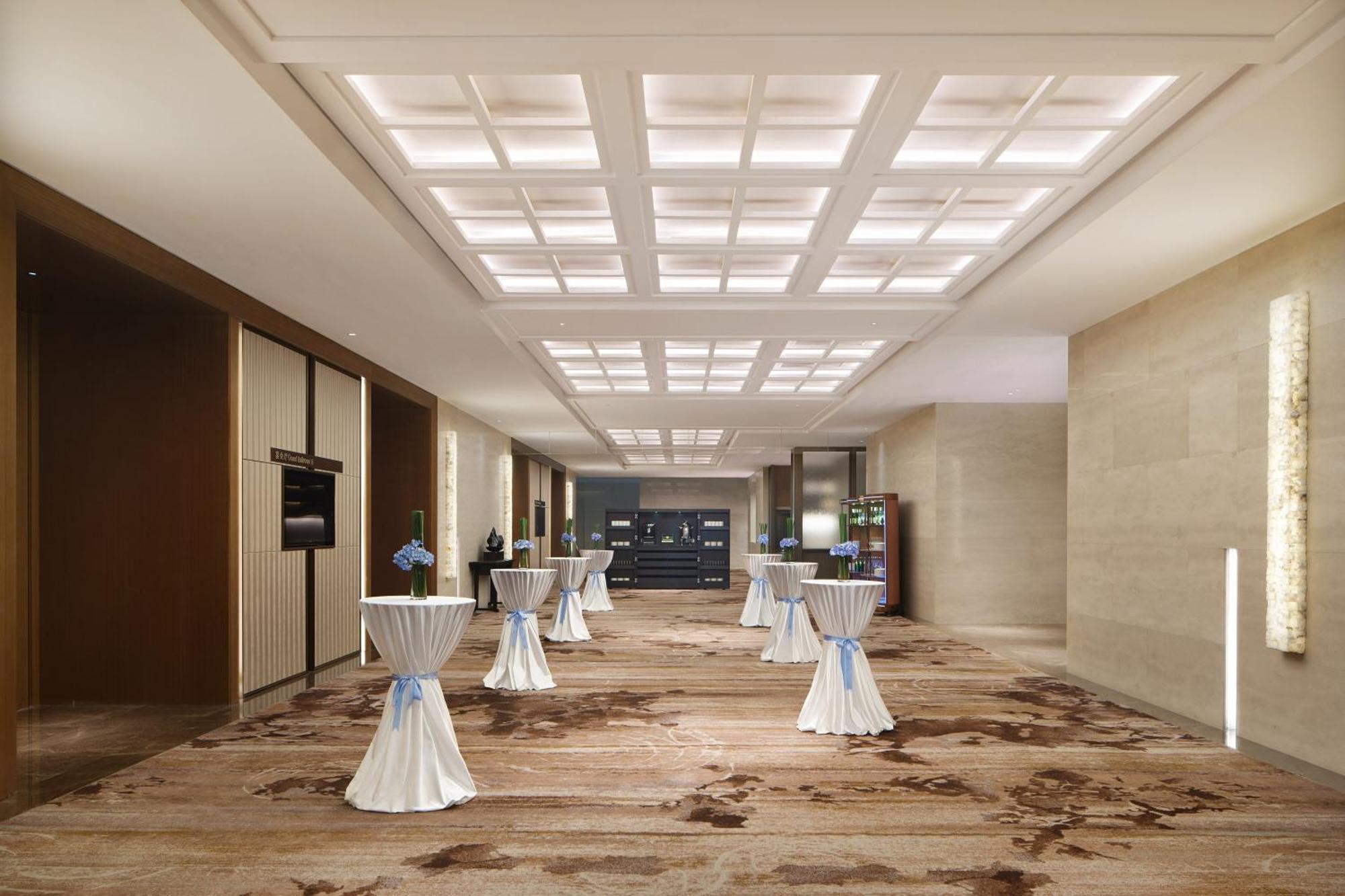 Sheraton Yunfu Xinxing Hotel Exteriér fotografie