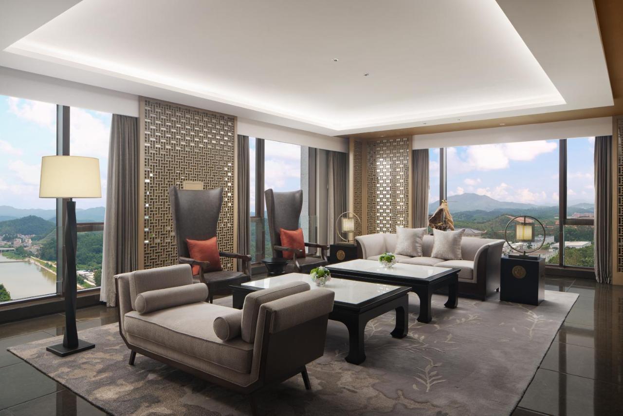 Sheraton Yunfu Xinxing Hotel Exteriér fotografie